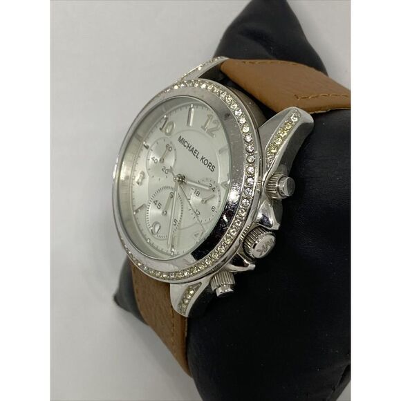 Michael Kors MK5165 Women's Brown Leather Analog Dial Quartz Wrist Watch EY650 - Picture 4 of 12